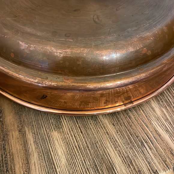 Copper skillet with lid and wood handle. Really nice used vintage piece. Decor - Picture 4 of 10